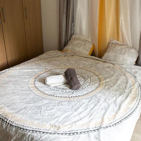 T3 Bord De Seine,Proche Centre Ville,Parking Prive Мант-ла-Жоли Екстериор снимка