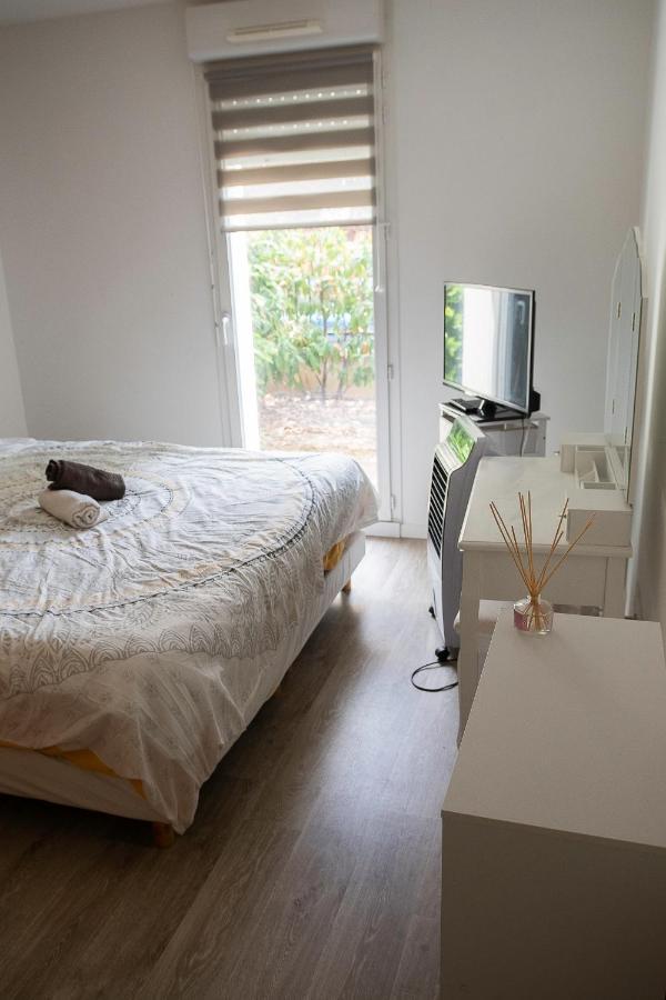 T3 Bord De Seine,Proche Centre Ville,Parking Prive Мант-ла-Жоли Екстериор снимка